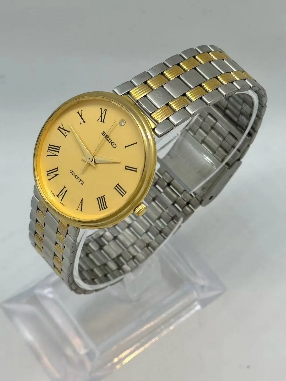 Vintage Seiko Quartz Men’s Watch Gold Tone Roman Numeral 31mm New Battery Runs